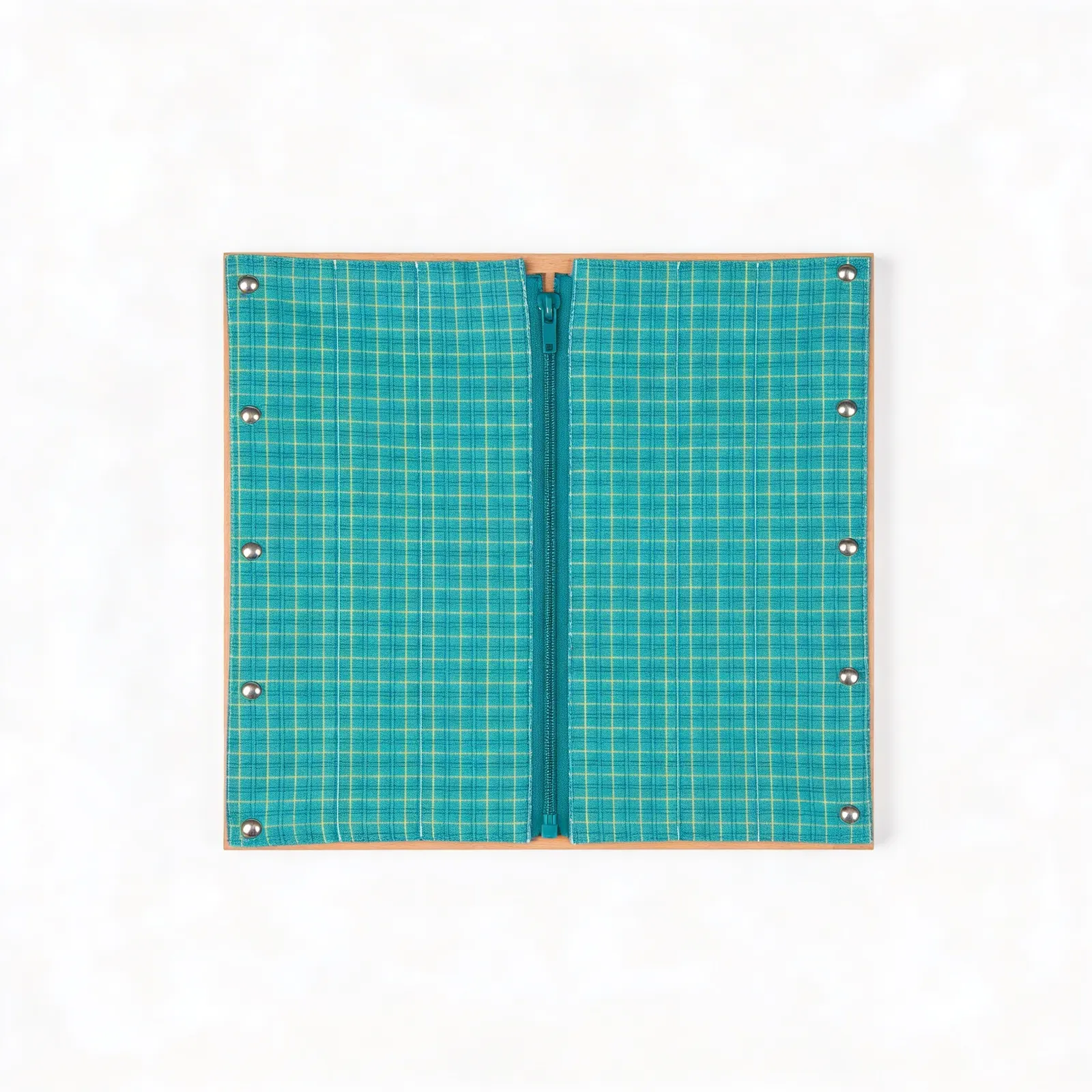 Dressing Frame: Zipper: Turquoise & Green Plaid Practice: Side view