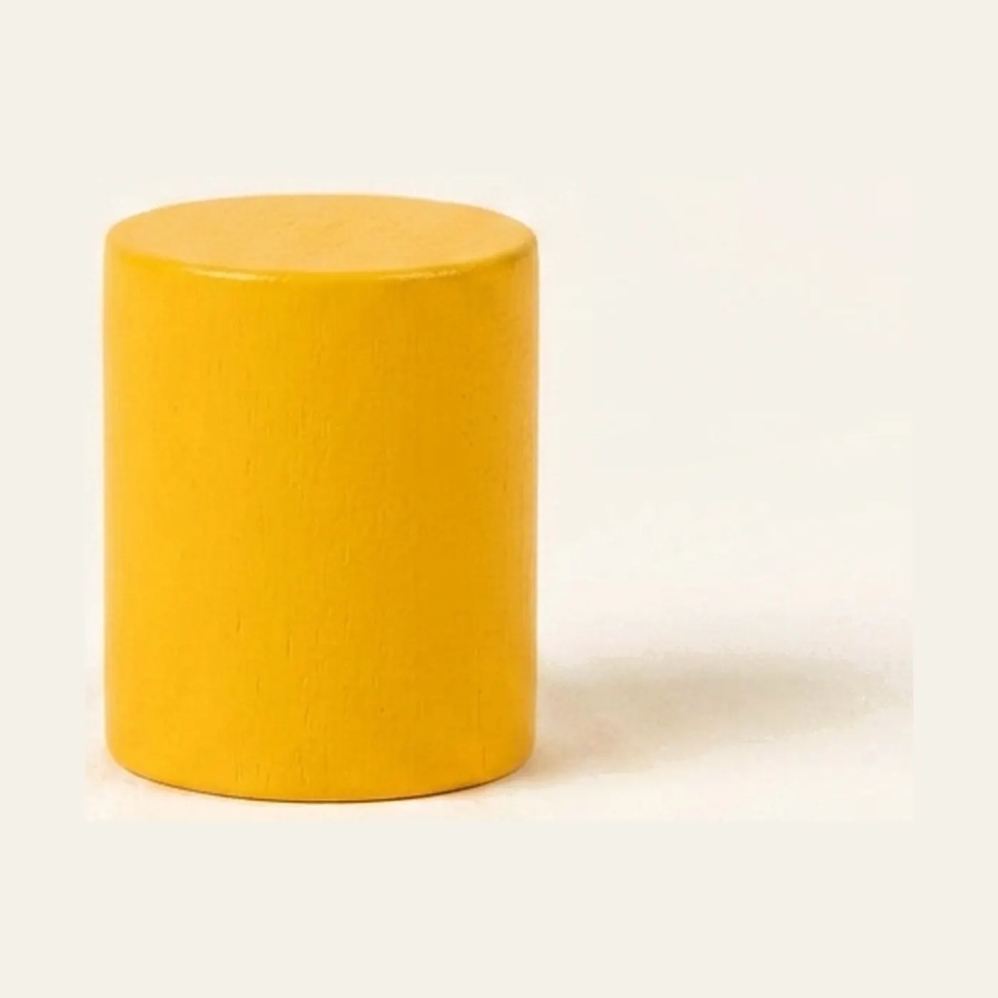 1st Yellow Cylinder (Nienhuis): Montessori material | Faborino