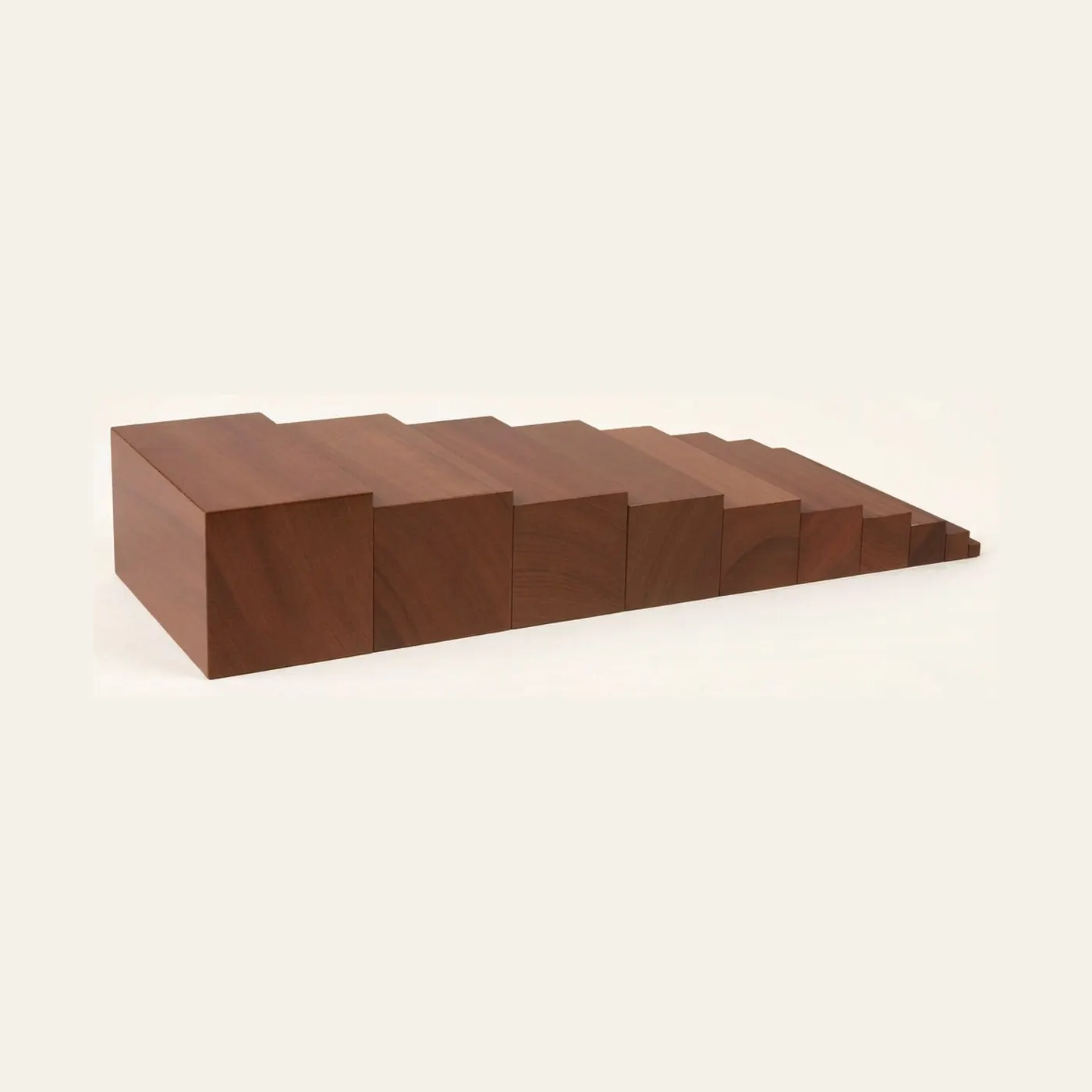 The Brown Stair: Montessori material | Faborino