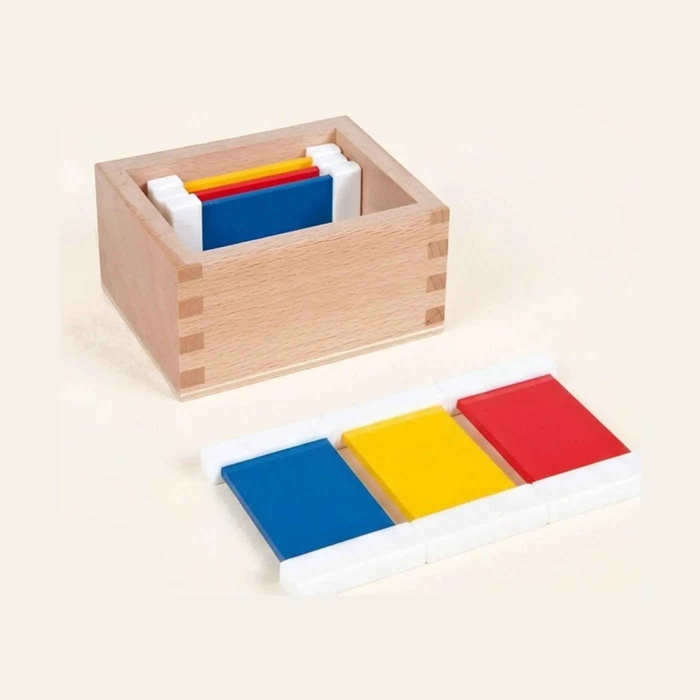 First Colour Tablets: Primary Colour Matching Introduction: Montessori material | Faborino