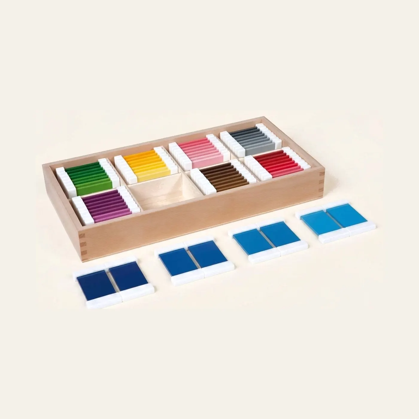 Colour Box: 32 Pairs of Tablets for Advanced Colour Discrimination: Montessori material | Faborino
