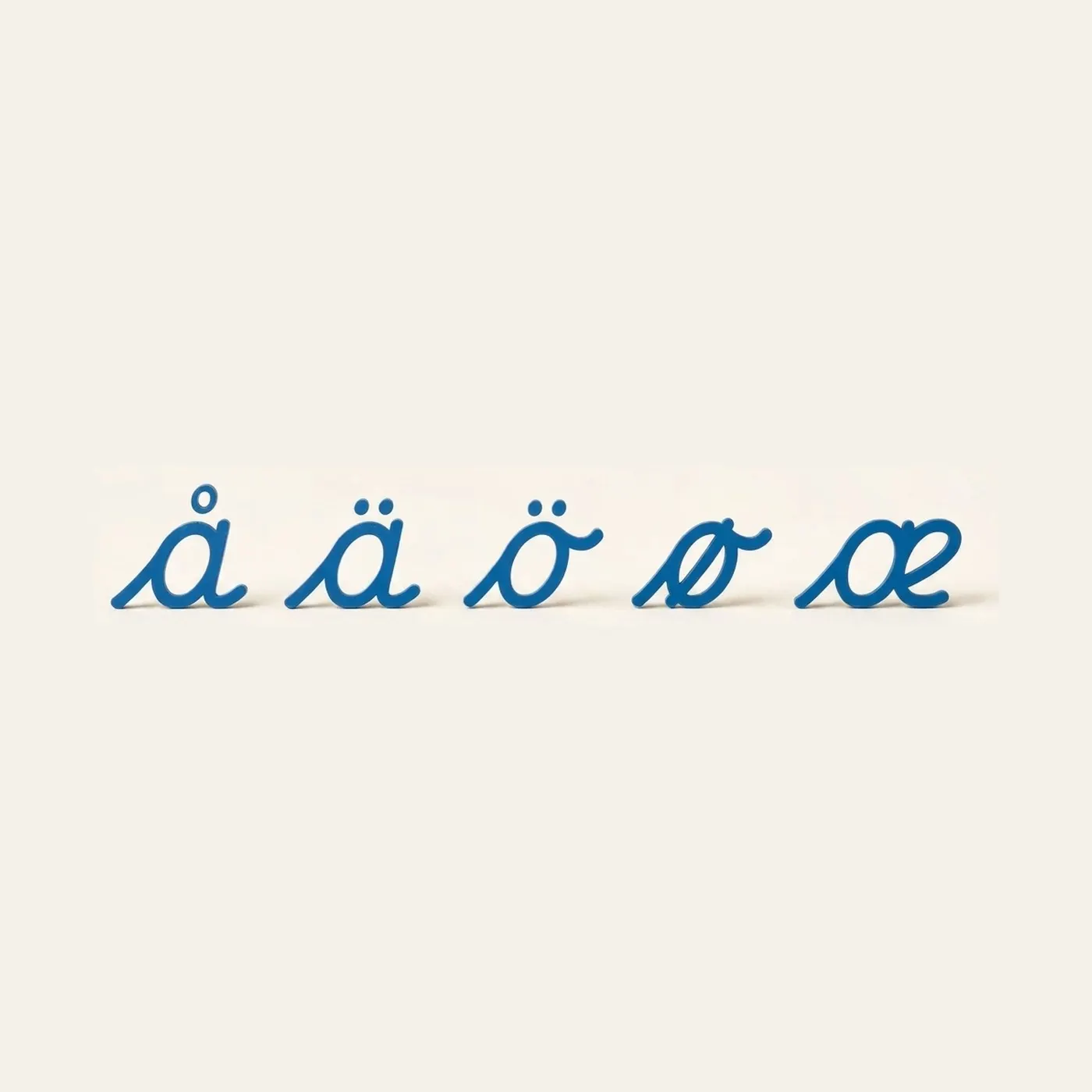 Large Movable Alphabet: Nordic Cursive - Supplement Set: Montessori material | Faborino