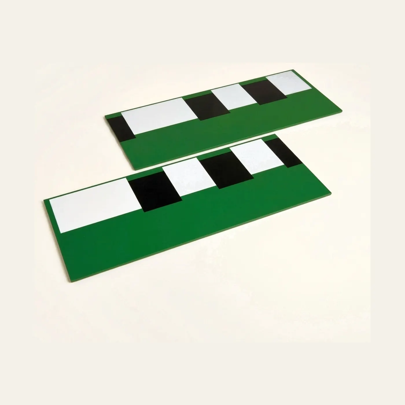 Bells Keyboards (Nienhuis): Montessori material | Faborino