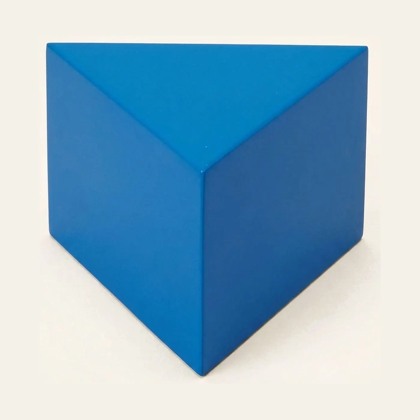 Triangular Prism: Short Based Geometric Solid