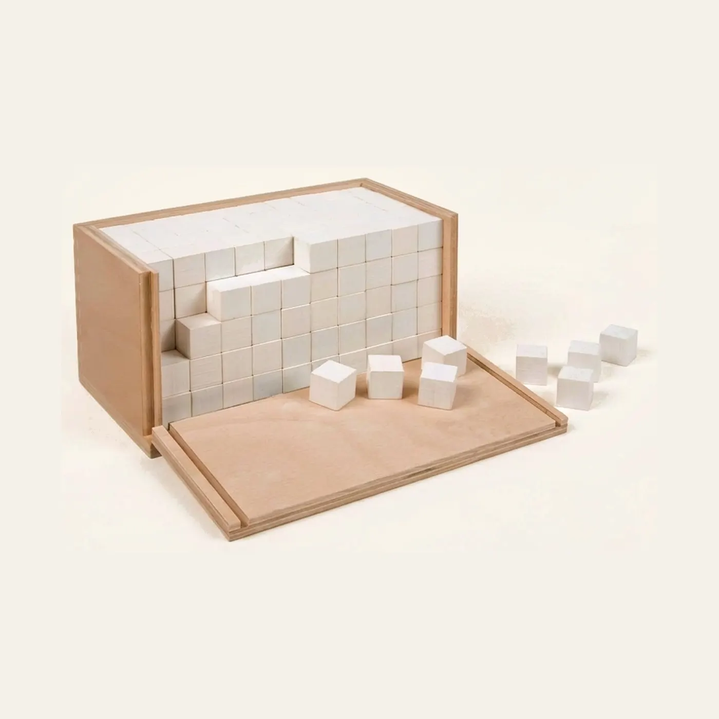 Volume Box: 250 Unit Cubes for Cubic Volume Exploration: Montessori material | Faborino