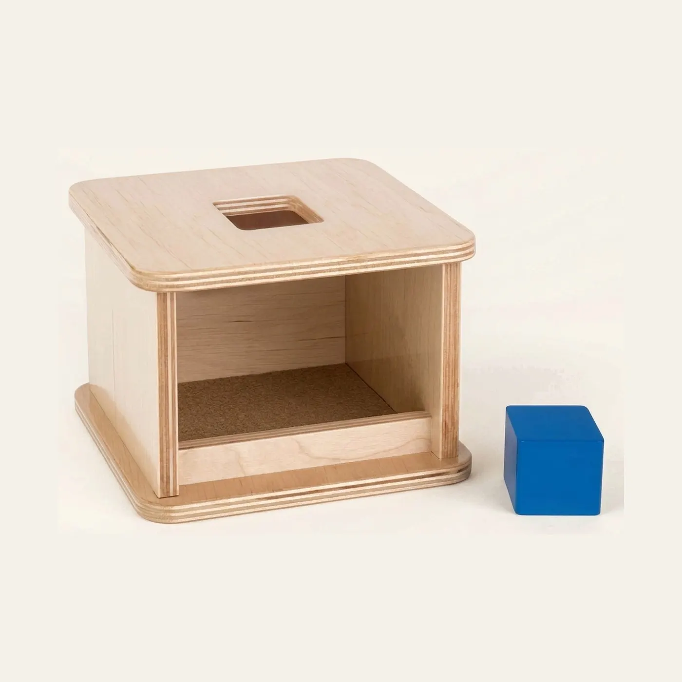 Imbucare box s kostkou: Stálost objektu a čtvercový tvar: Montessori pomůcka | Faborino