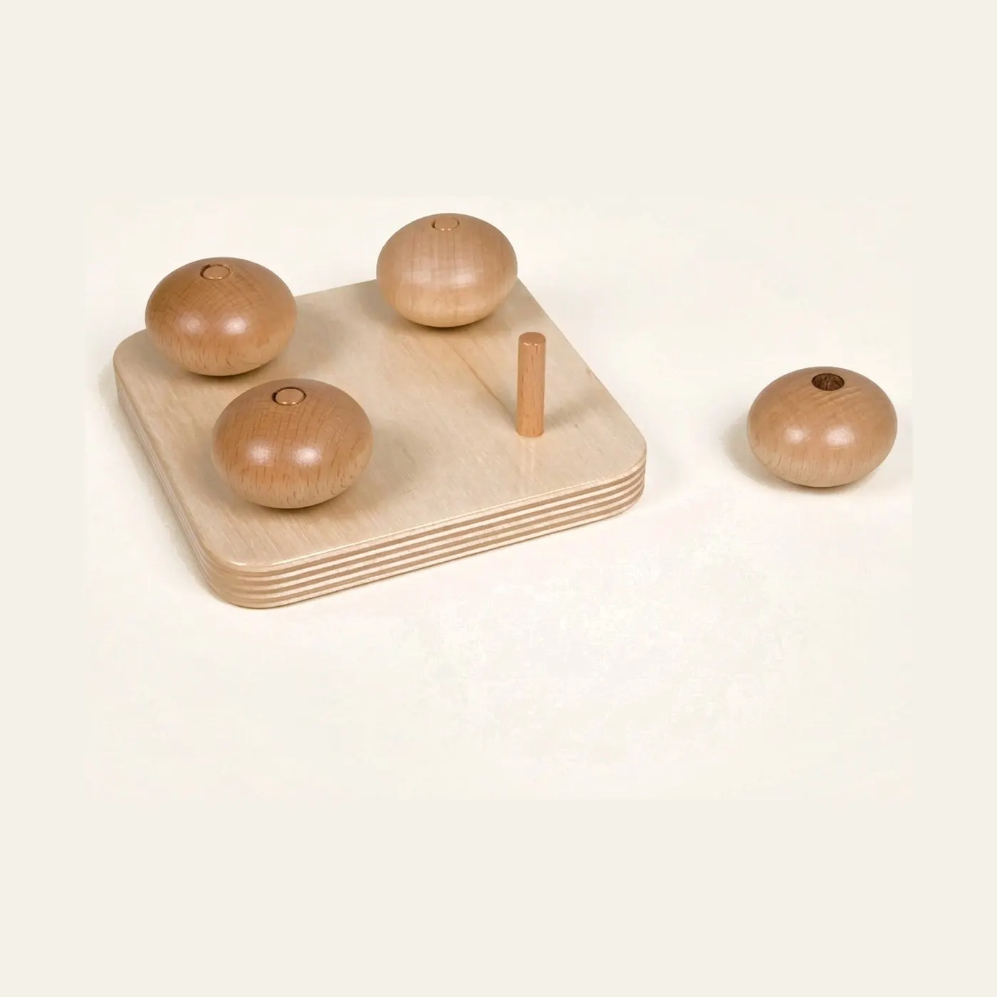 Ellipsoids On Small Pegs: Montessori material | Faborino