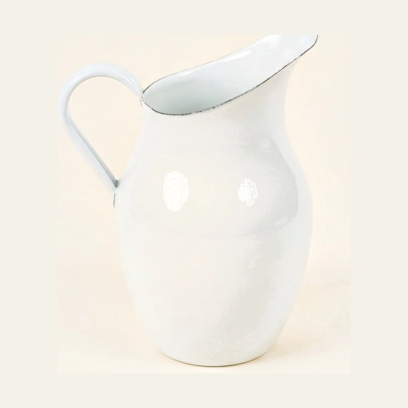 Enamel Water Pitcher: Montessori material | Faborino