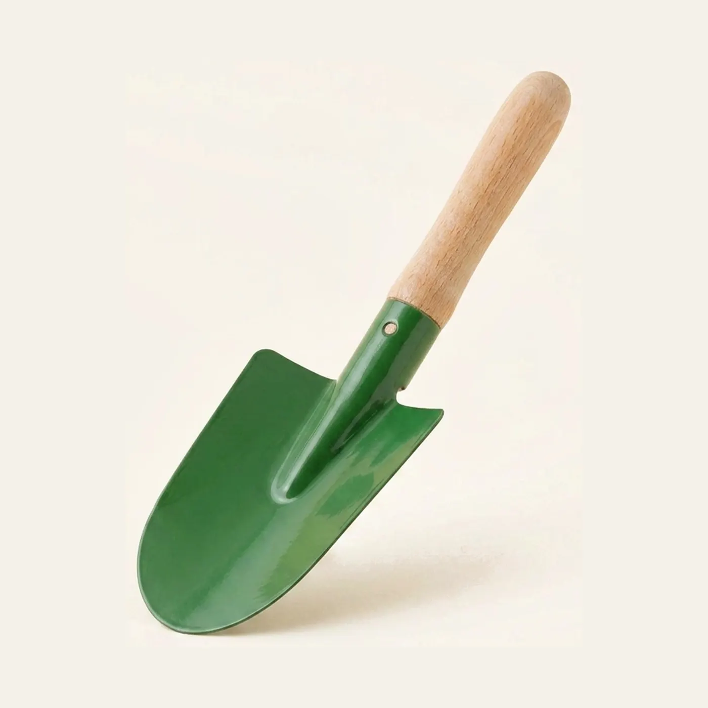 Sand Shovel: Outdoor Practical Life: Montessori material | Faborino