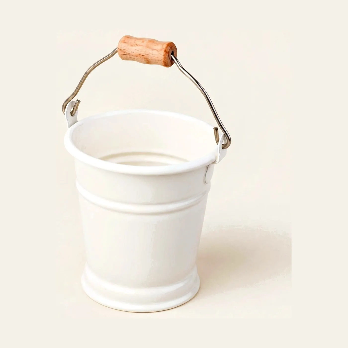 Mini Bucket: White: Montessori material | Faborino