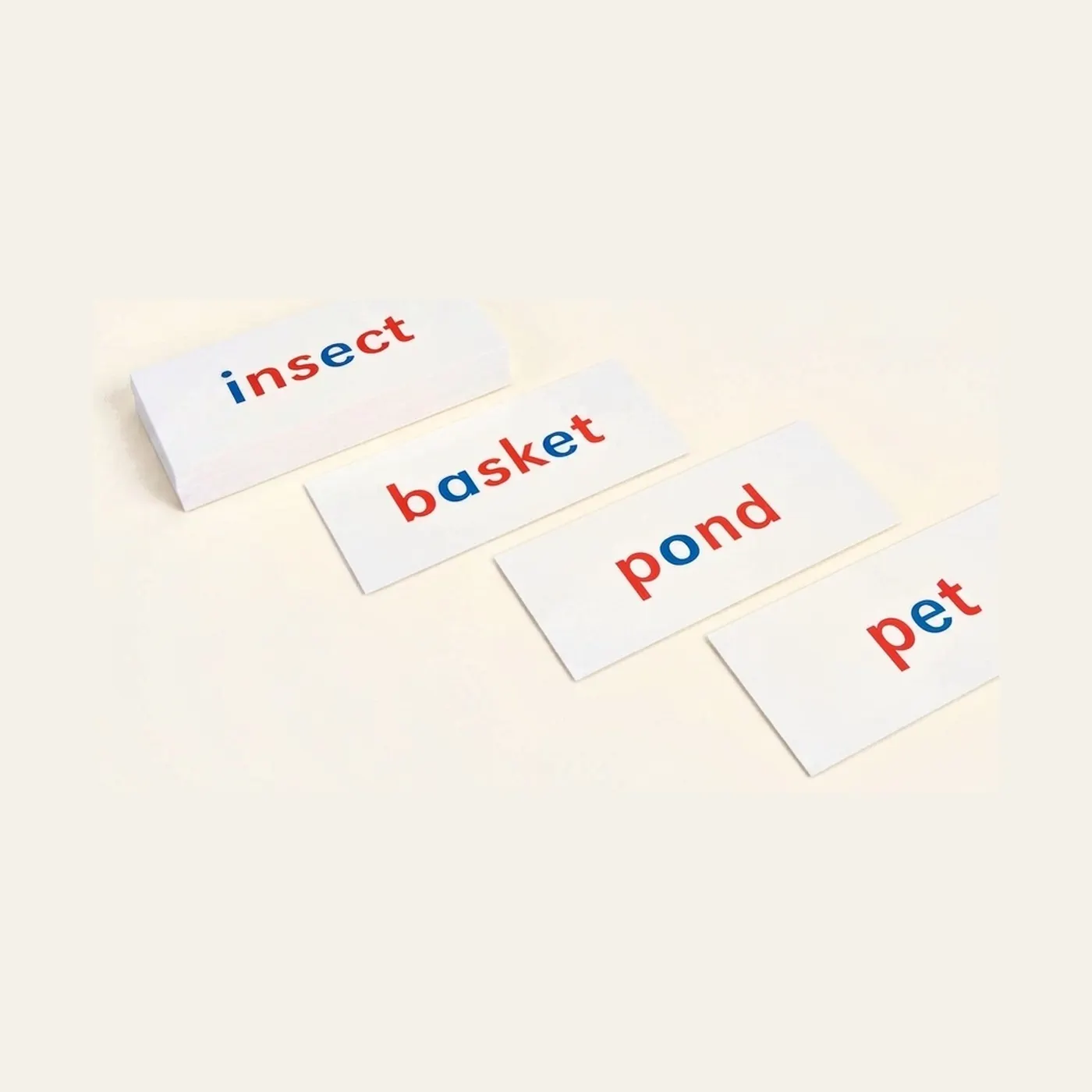 Phonetic Flash Cards: Montessori material | Faborino