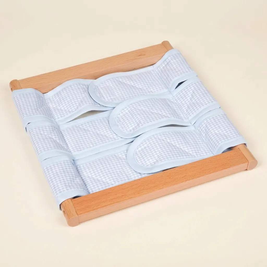 Rámček: Suchý Zips: Cvičenie Otvárania a Zatvárania Zapínania - Montessori Material | Faborino
