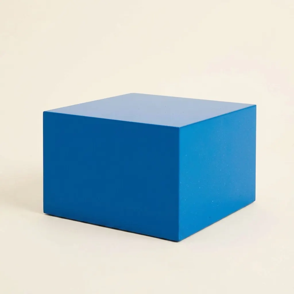 Štvorcový hranol: Krátky geometrický útvar - Montessori Material | Faborino