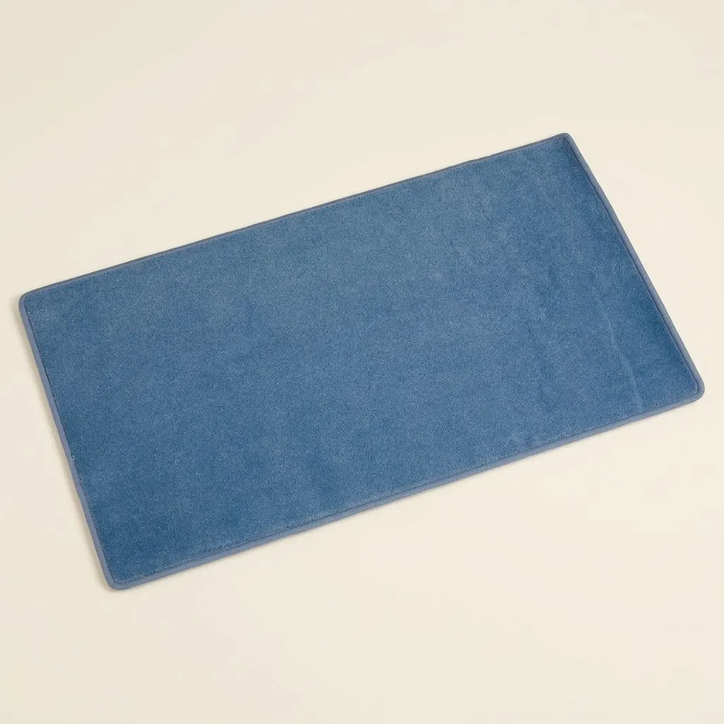 Světle modrý koberec - Montessori Material | Faborino