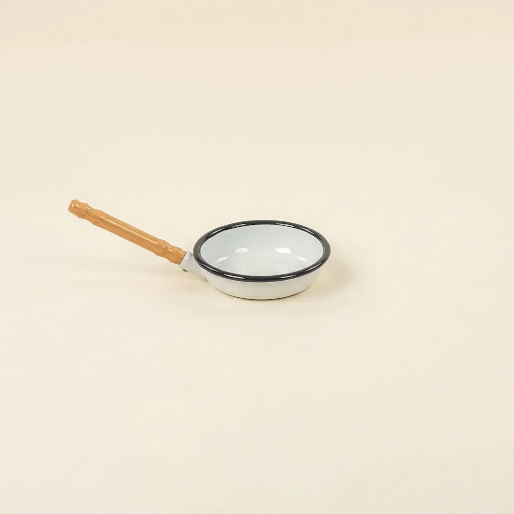 Smaltovaná pánev - Montessori Material | Faborino